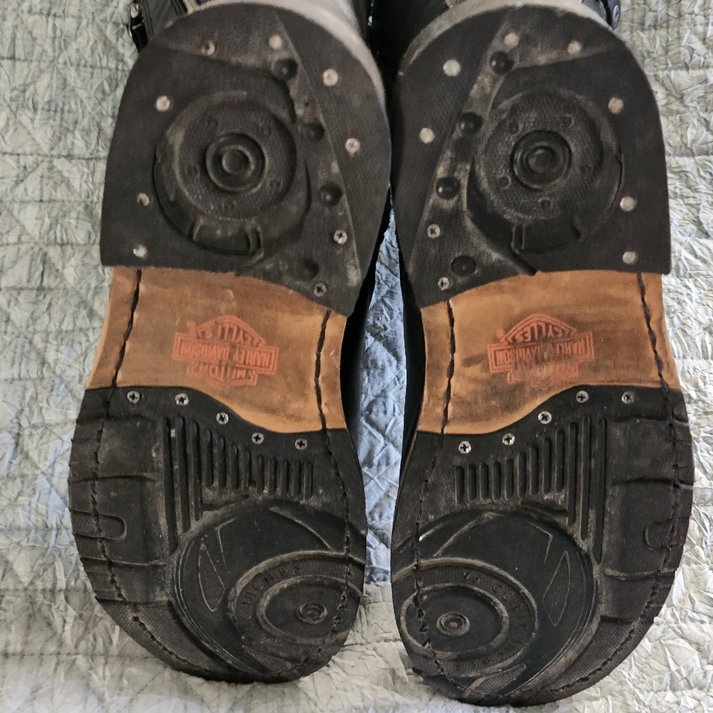 Harley Davidson Riding Boots - Picture 2 of 4
